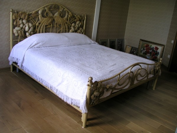 Коване ліжко